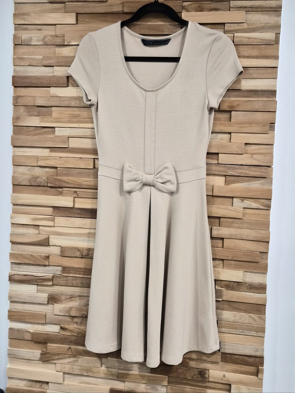 Zara Cream Short-Sleeve A-Line Dress with Front Bow - Size S
